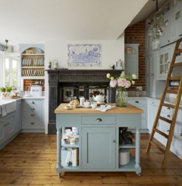 How to Create a Farm Style Kitchen