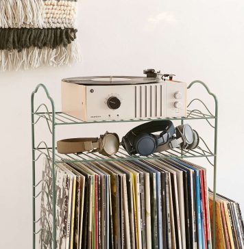 Frames Storage – What’s the Difference Between Frame-Based and Frame-Less Storage?