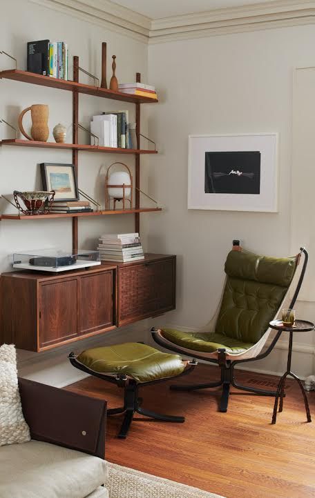 Mid-Century Modern Home Offices - A Little Piece of Information