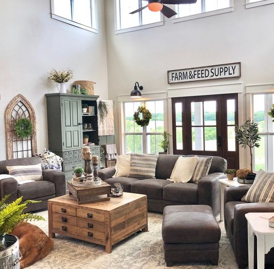 Rustic Farmhouse Interior Design - A Little Piece of Information